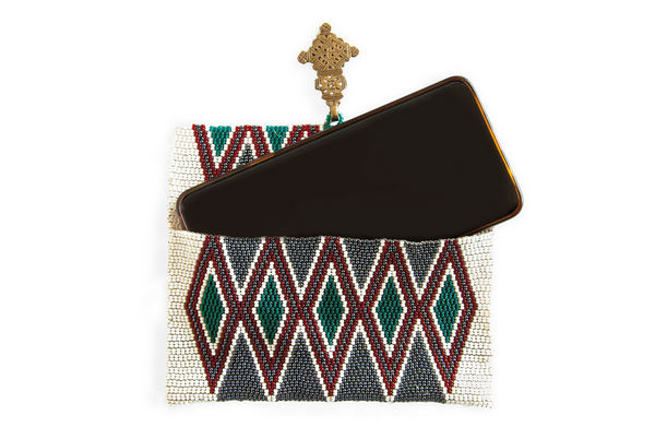 Maasai Beaded Cell Case - White / Green - Ministry of Tomorrow